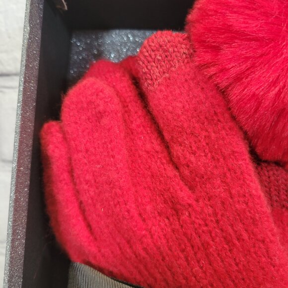 I.N.C. International Concepts Women\'s Beanie & Faux-Fur-Trim Gloves main image 4